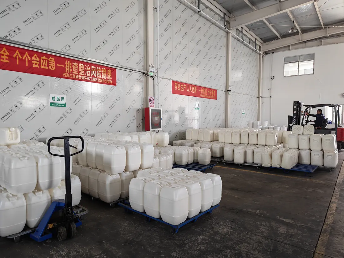 Finished Xinbang adhesive products and packaging